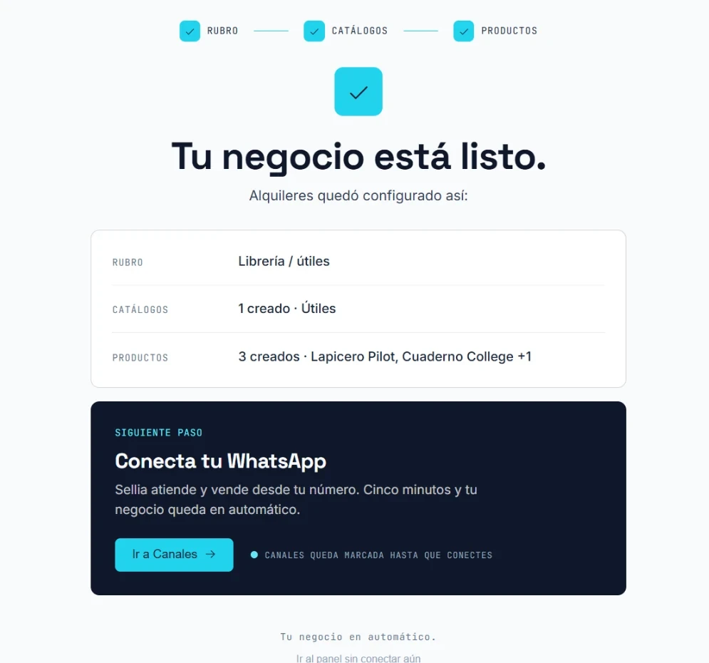 Cierre del asistente de knotAI: «Tu negocio está listo», el resumen de rubro, catálogos y productos, la tarjeta oscura «Siguiente paso · Conecta tu WhatsApp» con el botón «Ir a Canales» y, debajo, el enlace «Ir al panel sin conectar aún».